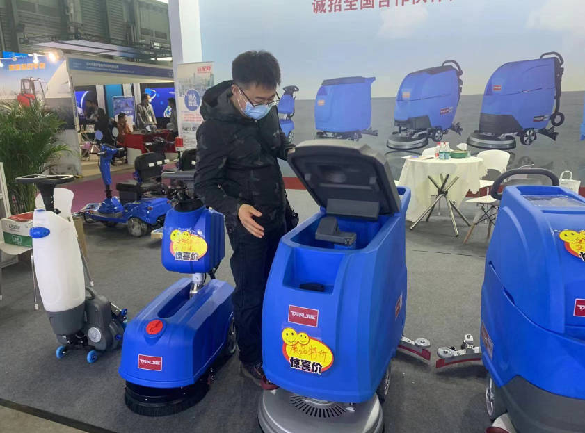 随州坦洁洗地机公司致力于电动洗地机的生产、销售和服务百家